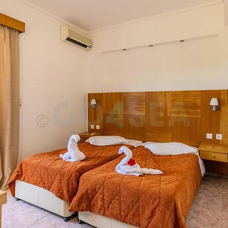 Sunrise - Pool & Fun *