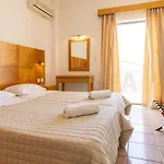 Sunrise - Pool & Fun Apartman *